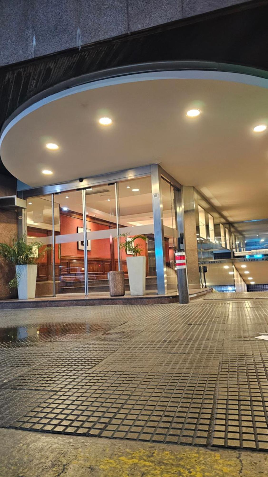 Departamento En Microcentro A Pasos Del Obelisco Leilighet Buenos Aires Eksteriør bilde